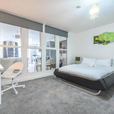 Apartamento -f1ng- For Your Relaxed & Cosy Bradford (West Yorkshire)
